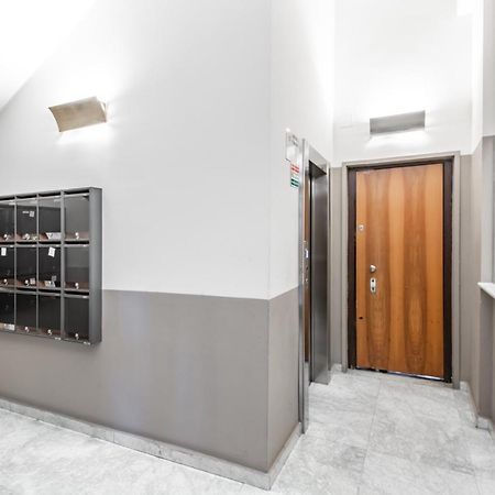 Easylife - Coccole E Comfort - Bilocale Caldo Ed Accogliente A Due Passi Dai Navigli E Metro Verde Мілан Екстер'єр фото